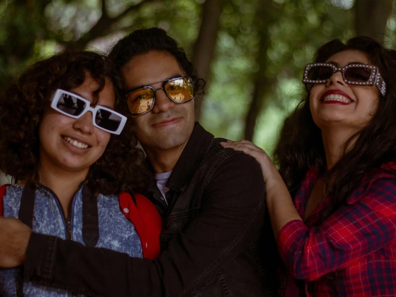 3 people with sunglasses